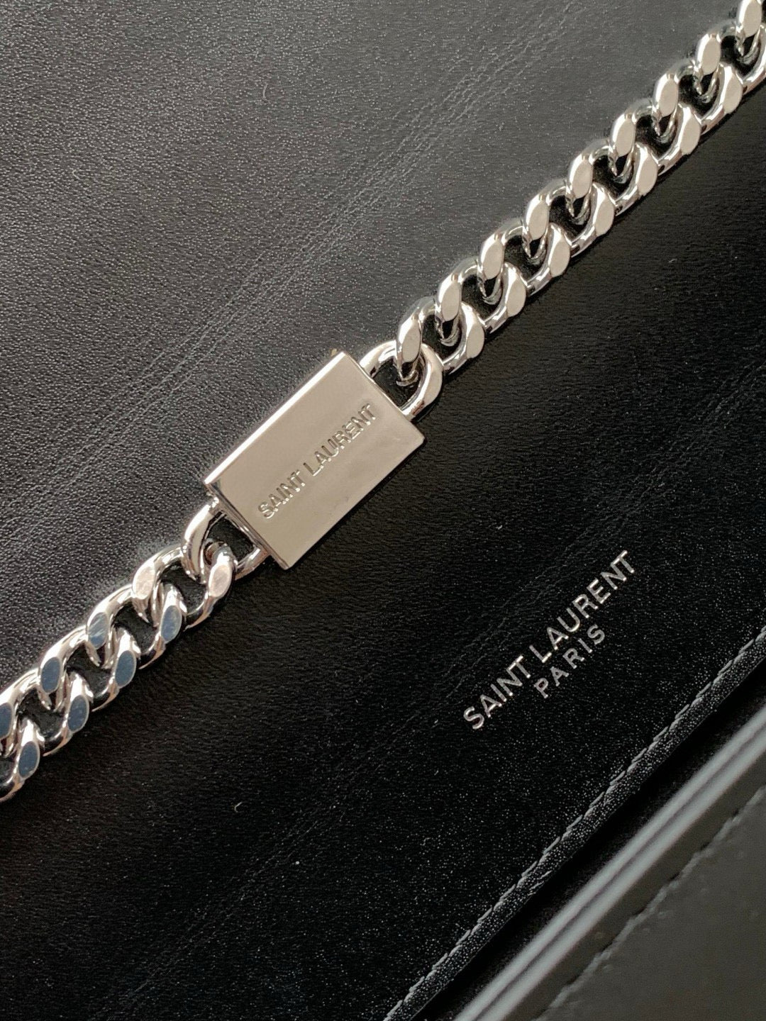 Yves Saint Laurent Kate Medium