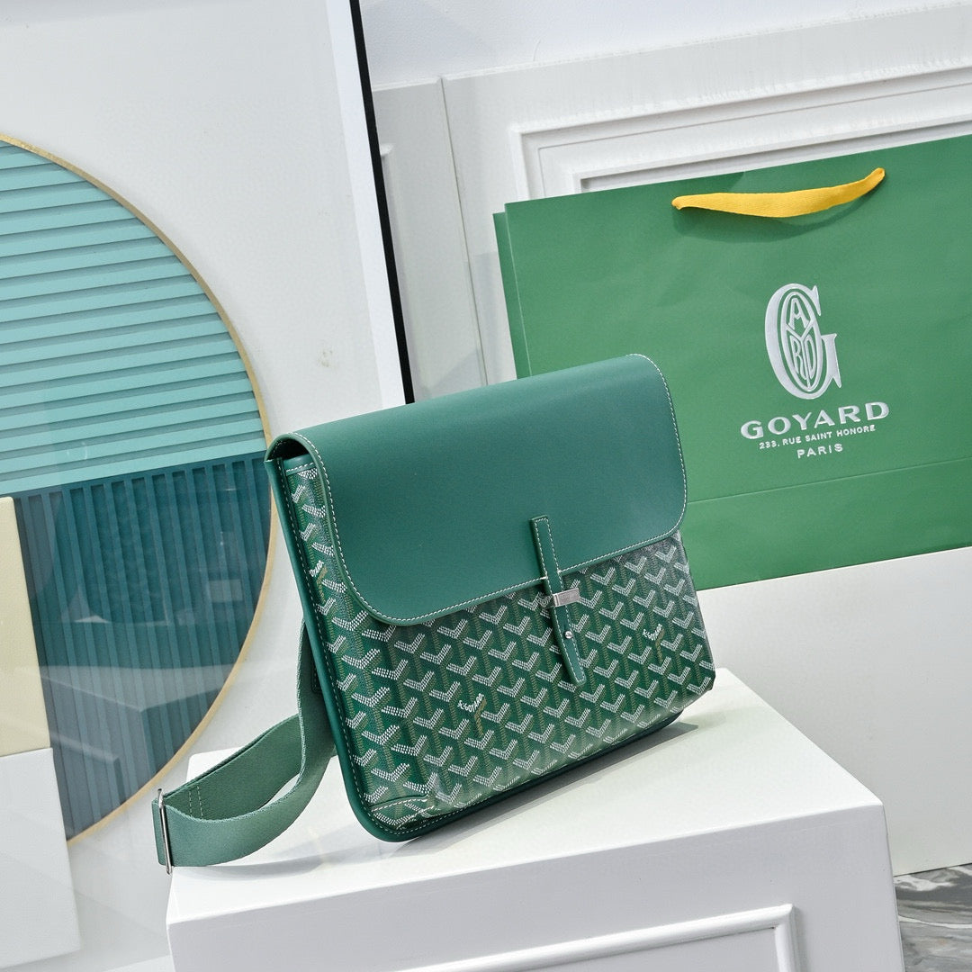 Gyrd Coursıer Messenger