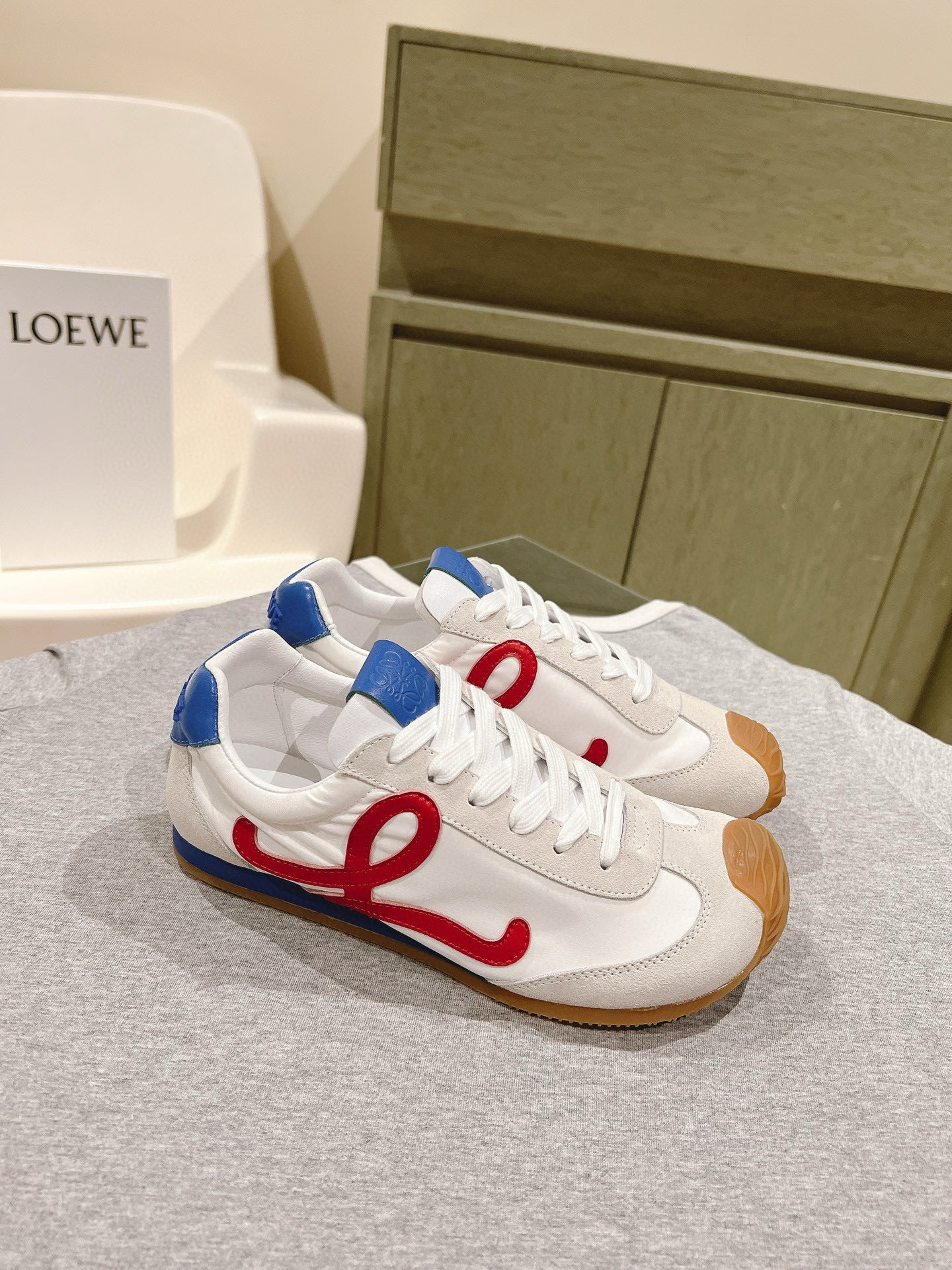Loewe Sneaker