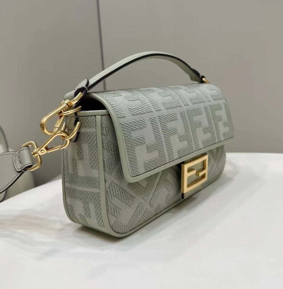 Fendi Baguette
