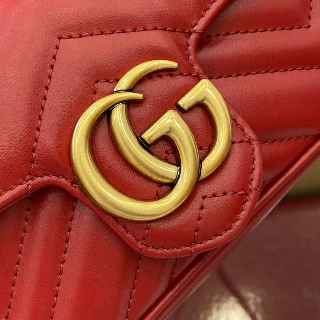 Gucci GG Marmont Super Mini