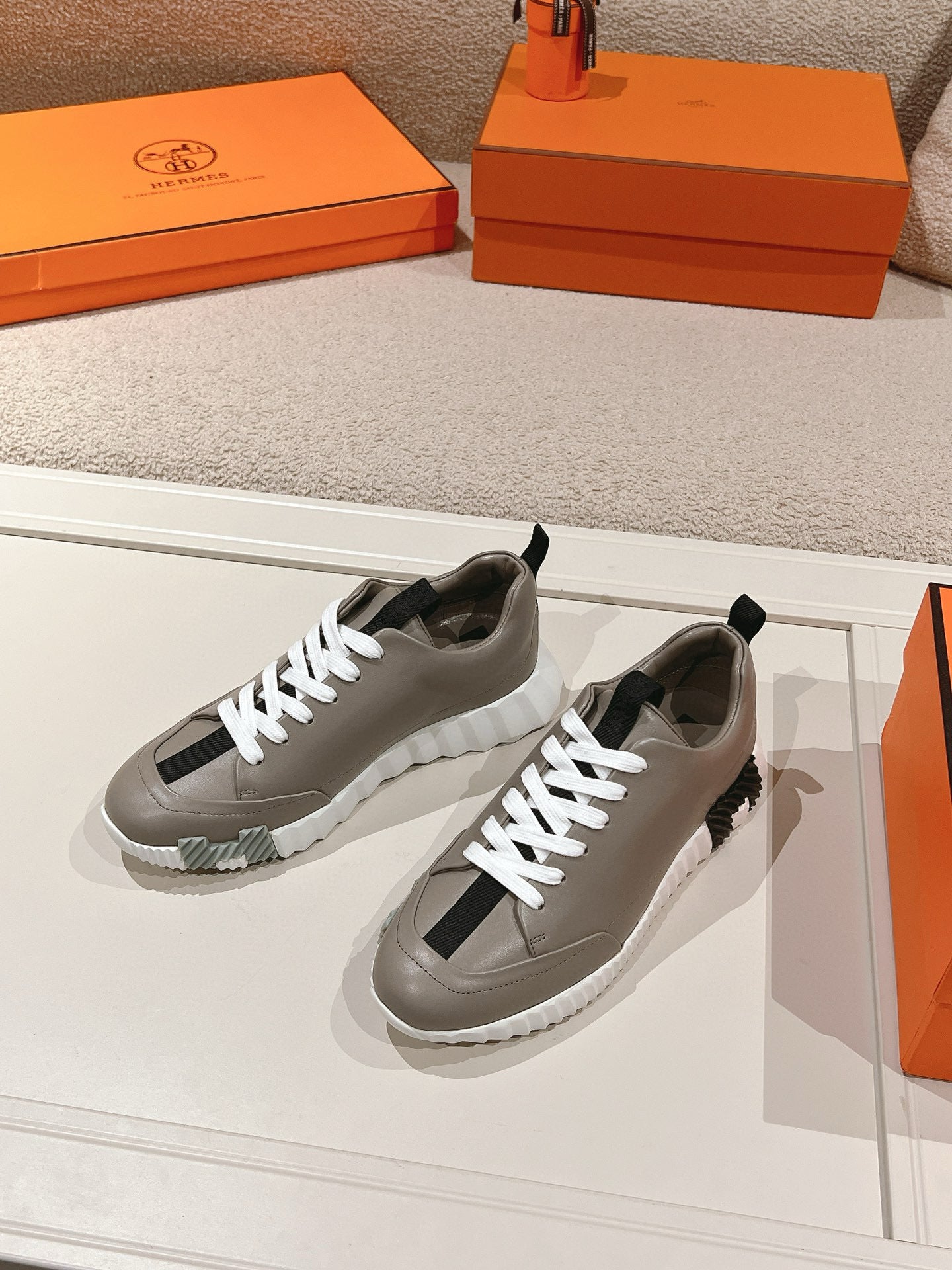 Hermes Sneaker