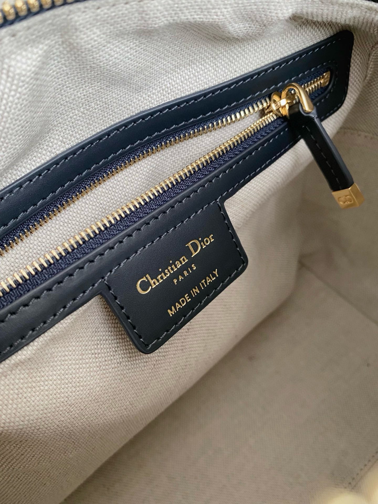 Christian Dior Groove 25 Bag