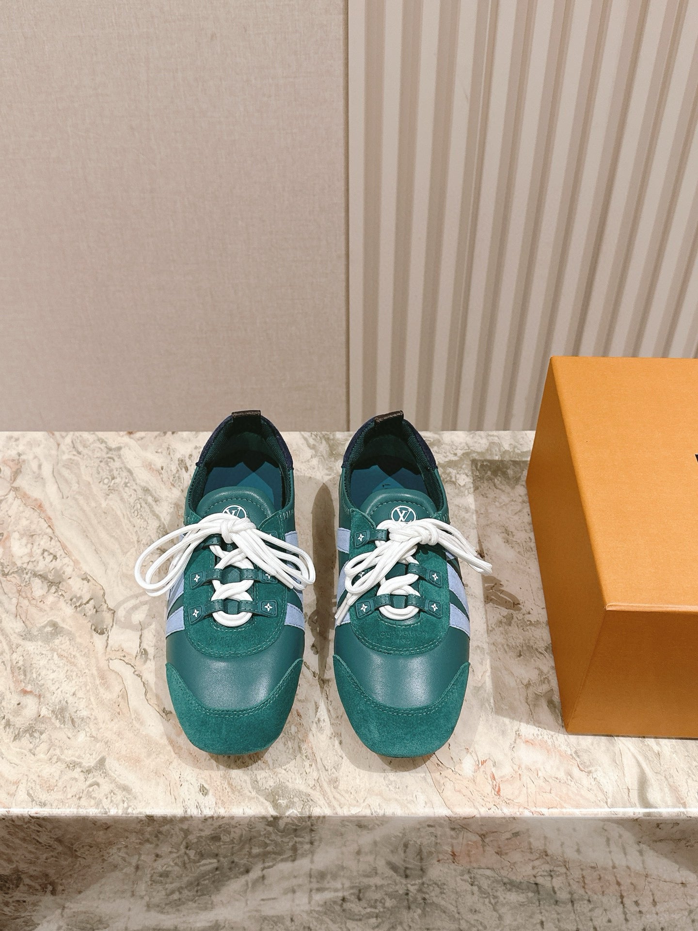 Sneakerina