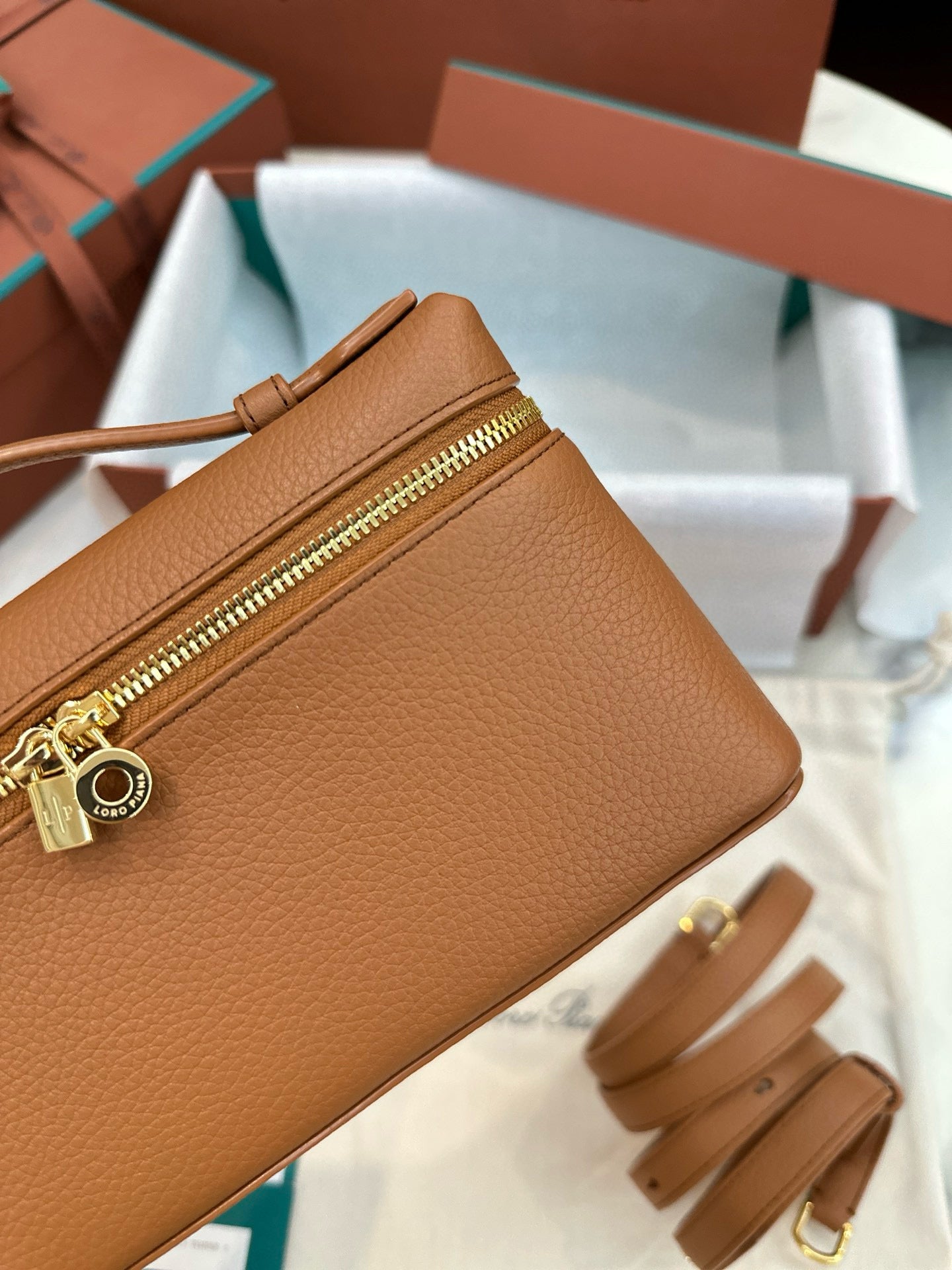 Loro Piana Extra Pocket L19