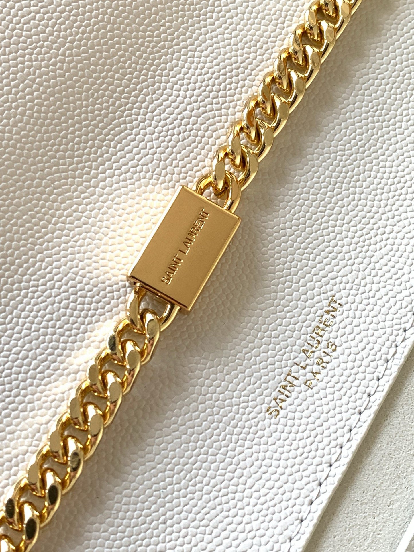 Yves Saint Laurent Kate Medium