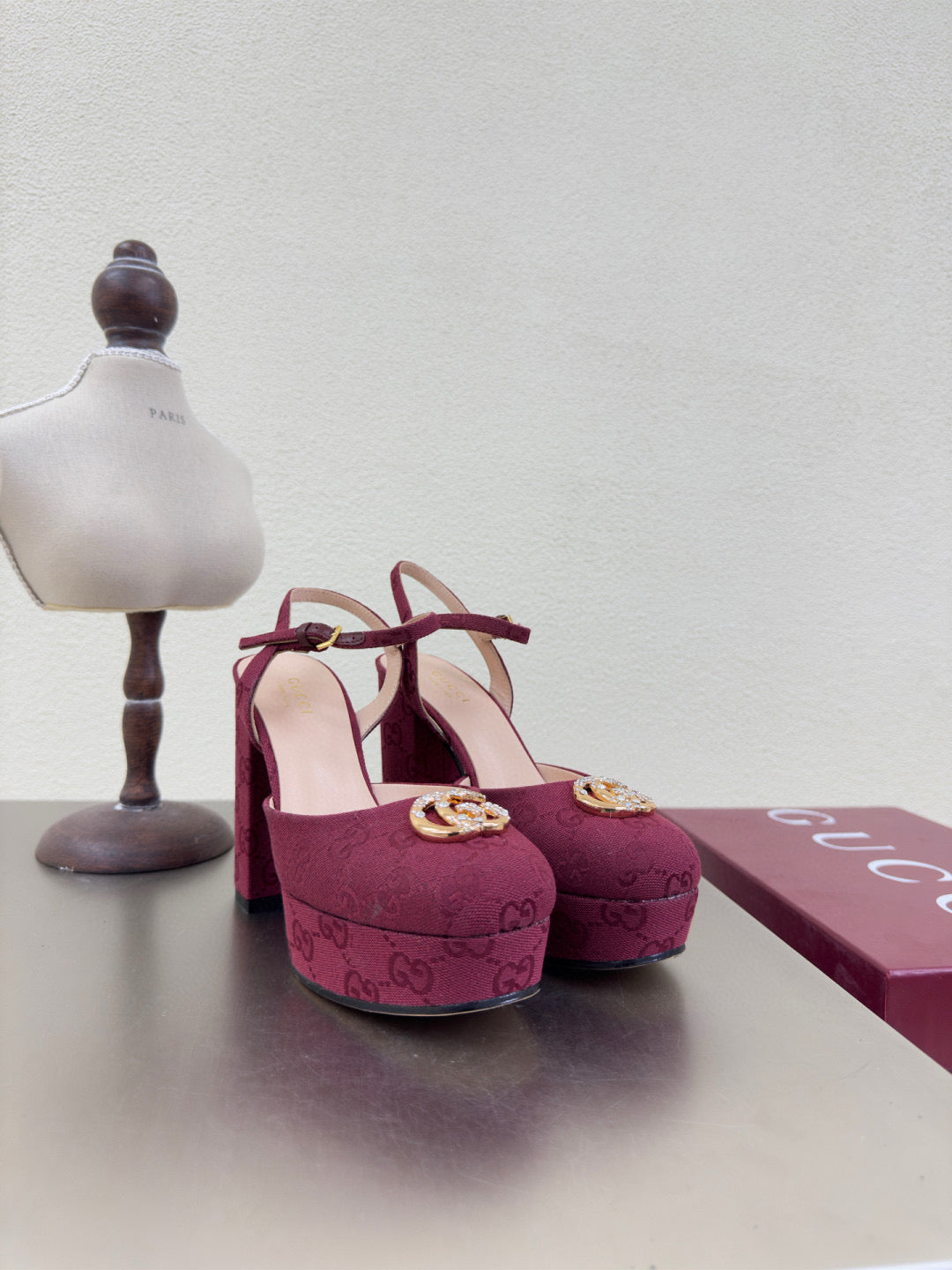 Gucci Gg Logo Platform