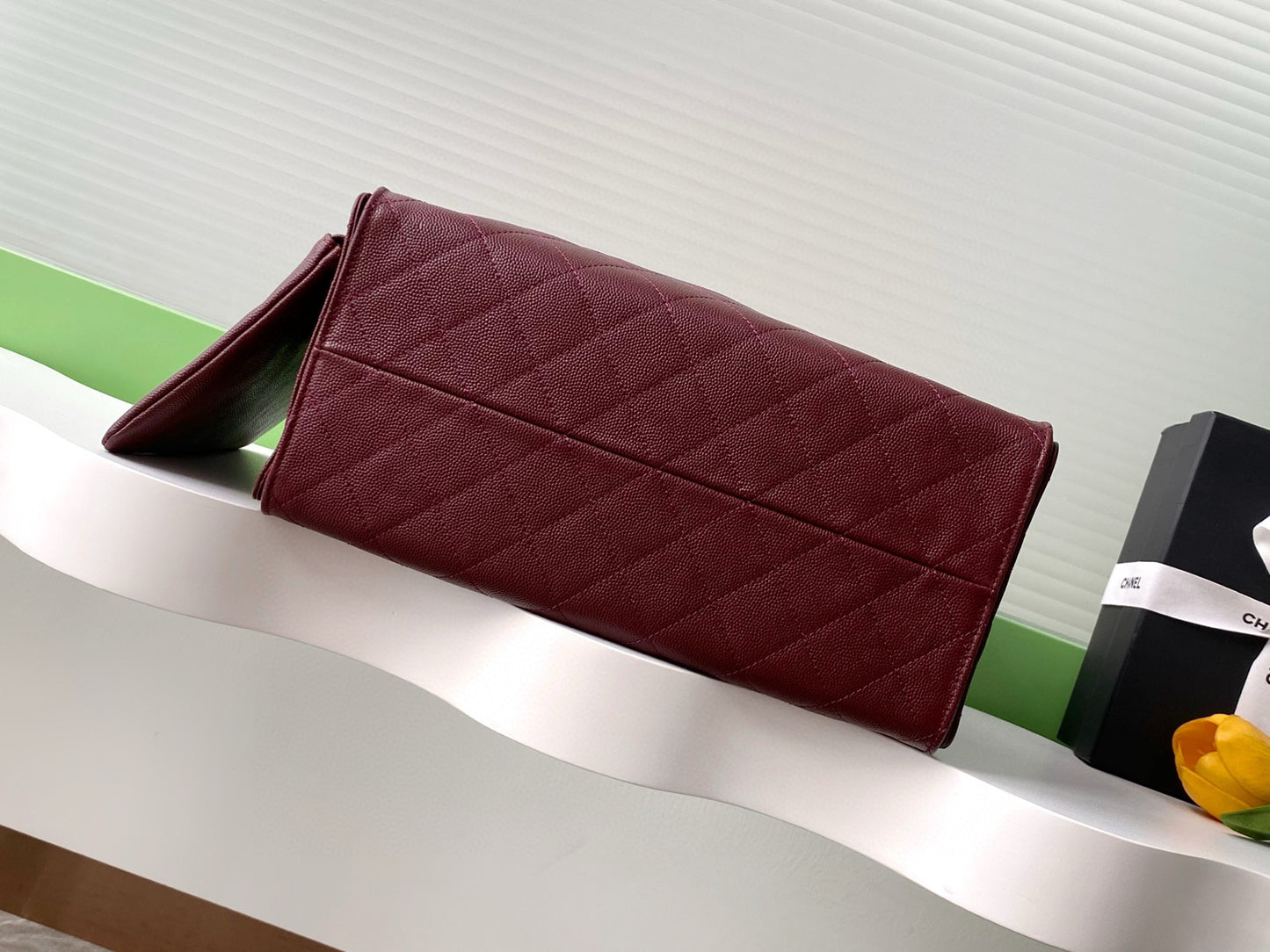 Large 25 Handbag
