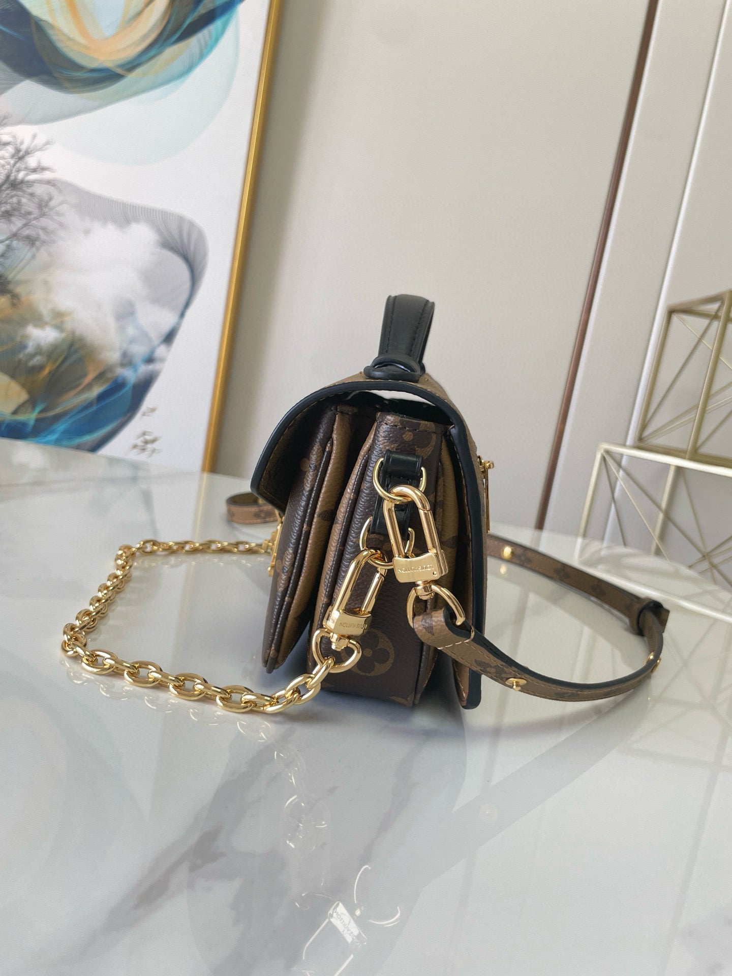 Louis Vuitton Pochette Metis East West