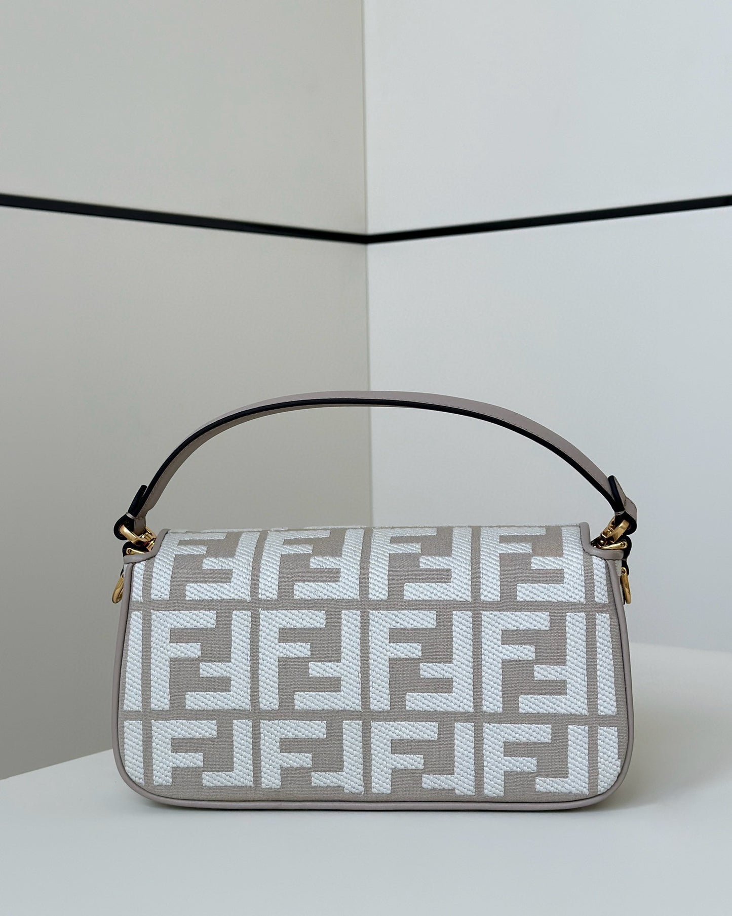 Fendi Baguette