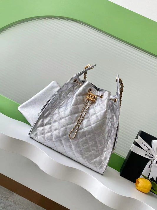Large 25 Handbag
