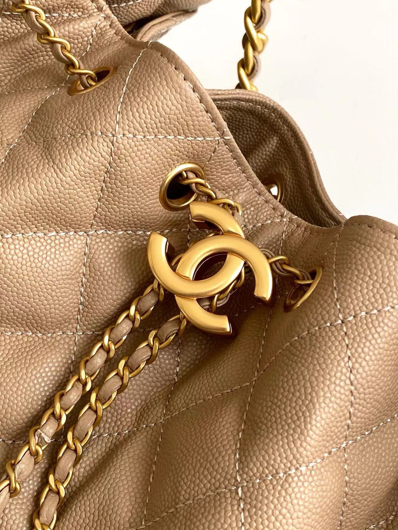 Large 25 Handbag