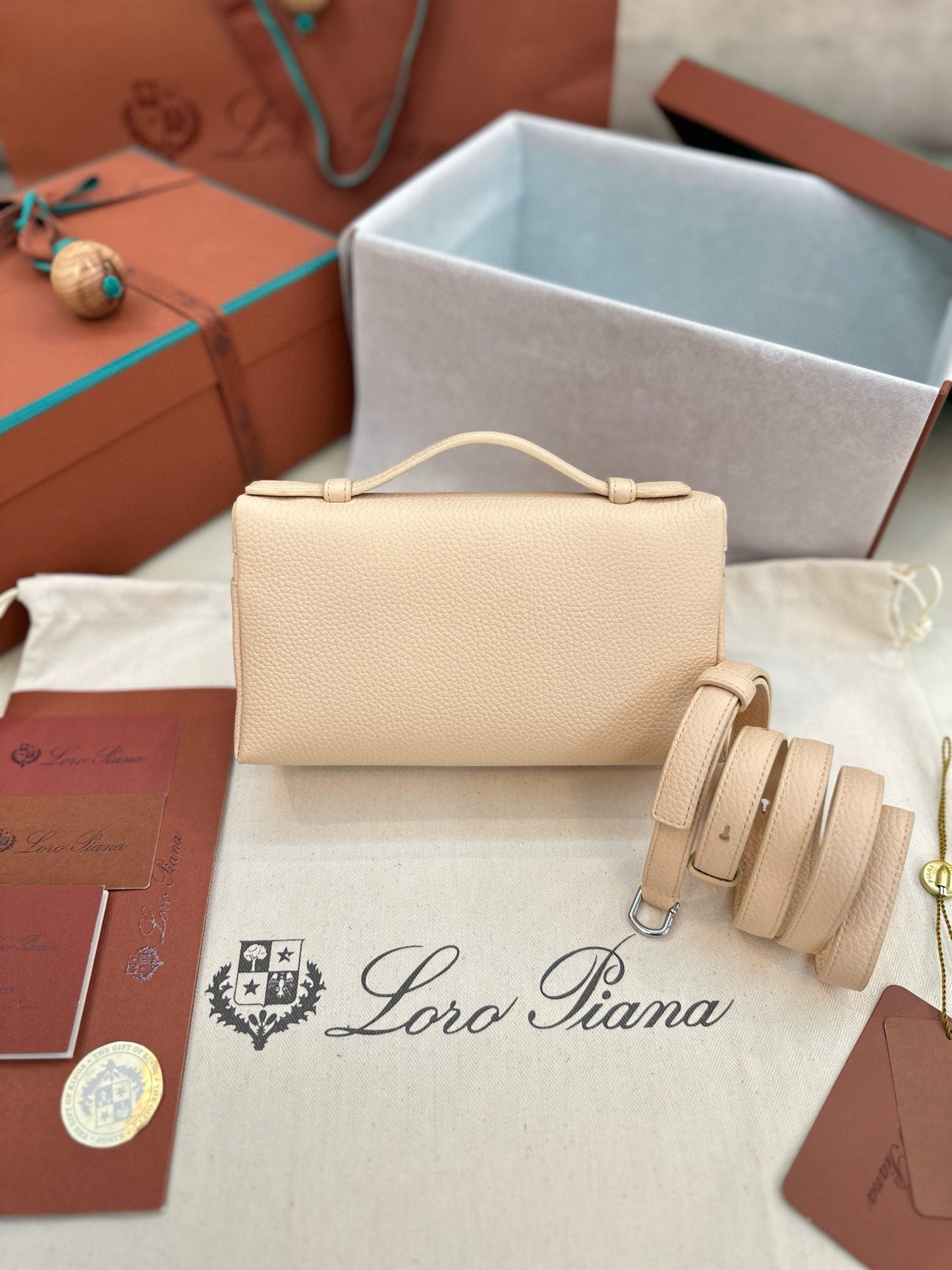 Loro Piana Extra Pocket L19