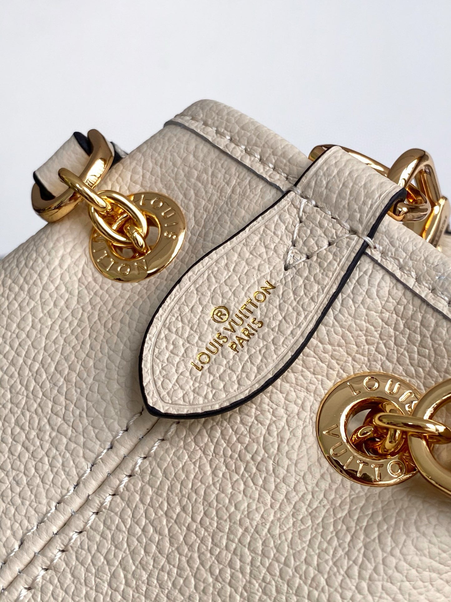 Louis Vuitton Lv Bundle