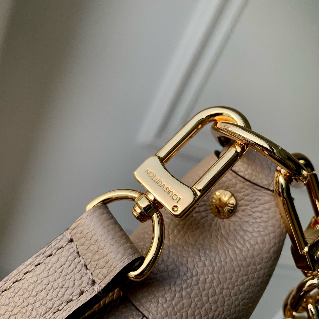 Louis Vuitton Loop Hobo